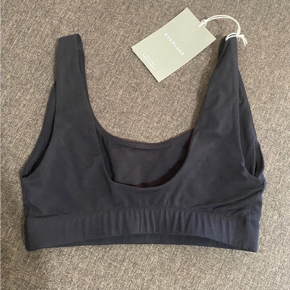 Everlane sports bra - Picture 2 of 2